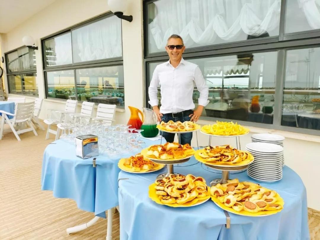 Hotel Igea Spiaggia Μπελάρια-Ιτζέα Μαρίνα Εξωτερικό φωτογραφία