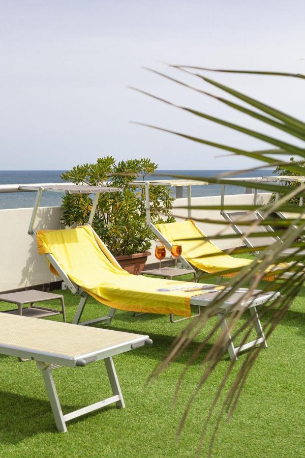 Hotel Igea Spiaggia Μπελάρια-Ιτζέα Μαρίνα Εξωτερικό φωτογραφία