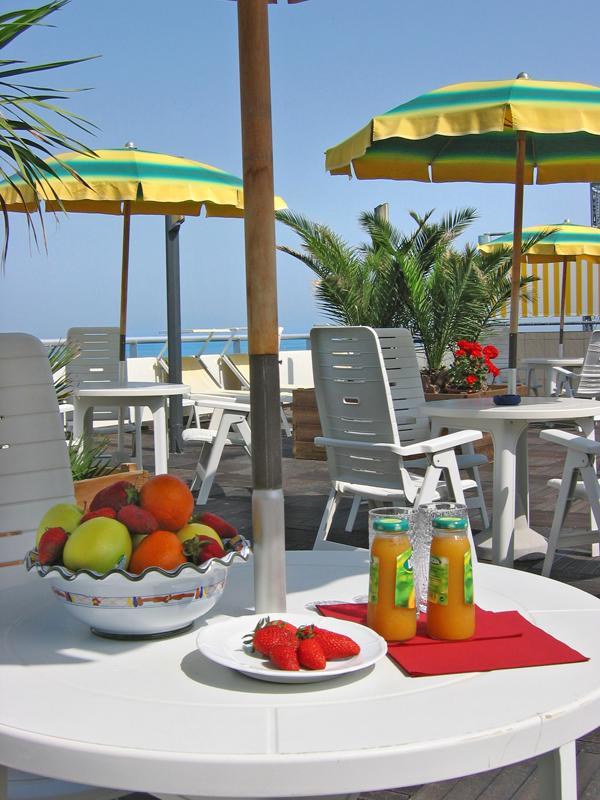 Hotel Igea Spiaggia Μπελάρια-Ιτζέα Μαρίνα Εξωτερικό φωτογραφία